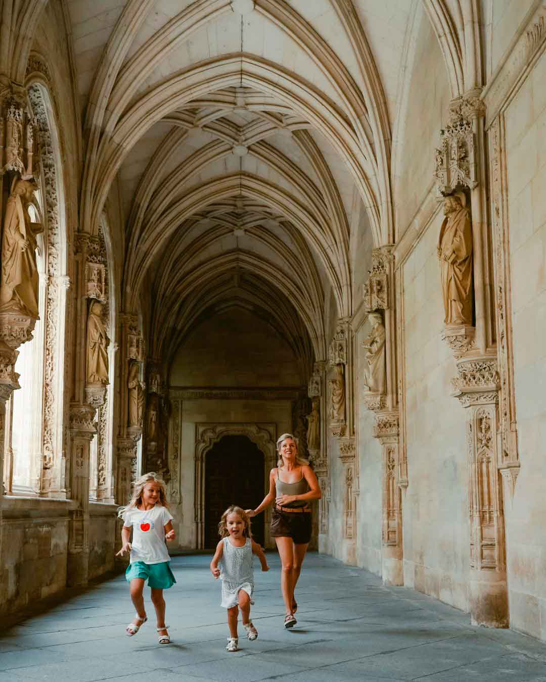Toledo con niños: Monasterio de San Juan de los Reyes